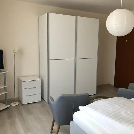 Dabrunz Πανσιόν